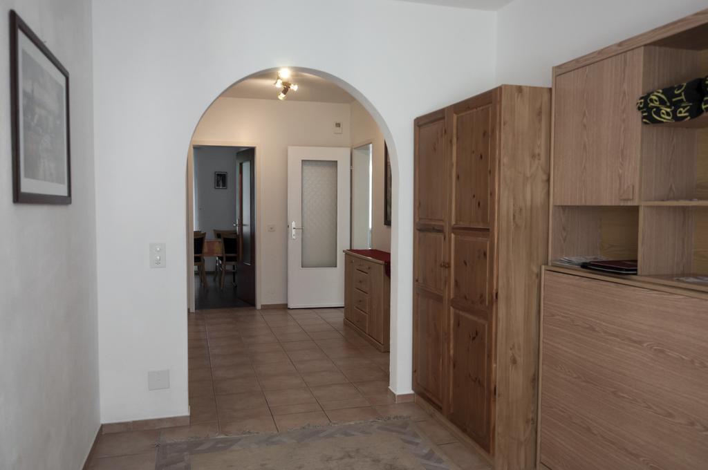 Hotel Garni Villa Del Sole Ponte Tresa Room photo