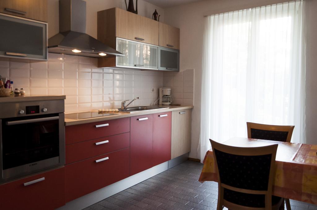 Hotel Garni Villa Del Sole Ponte Tresa Room photo