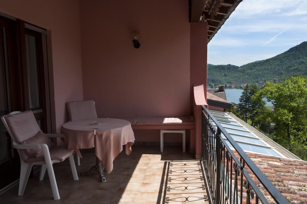 Hotel Garni Villa Del Sole Ponte Tresa Exterior photo