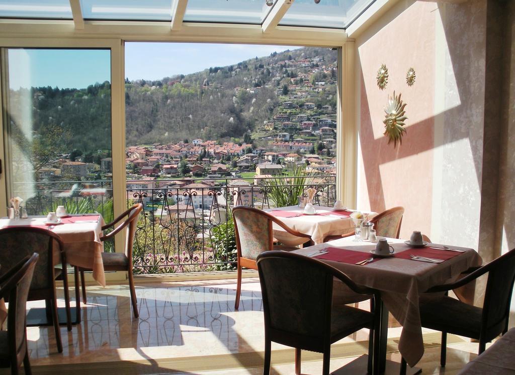Hotel Garni Villa Del Sole Ponte Tresa Exterior photo